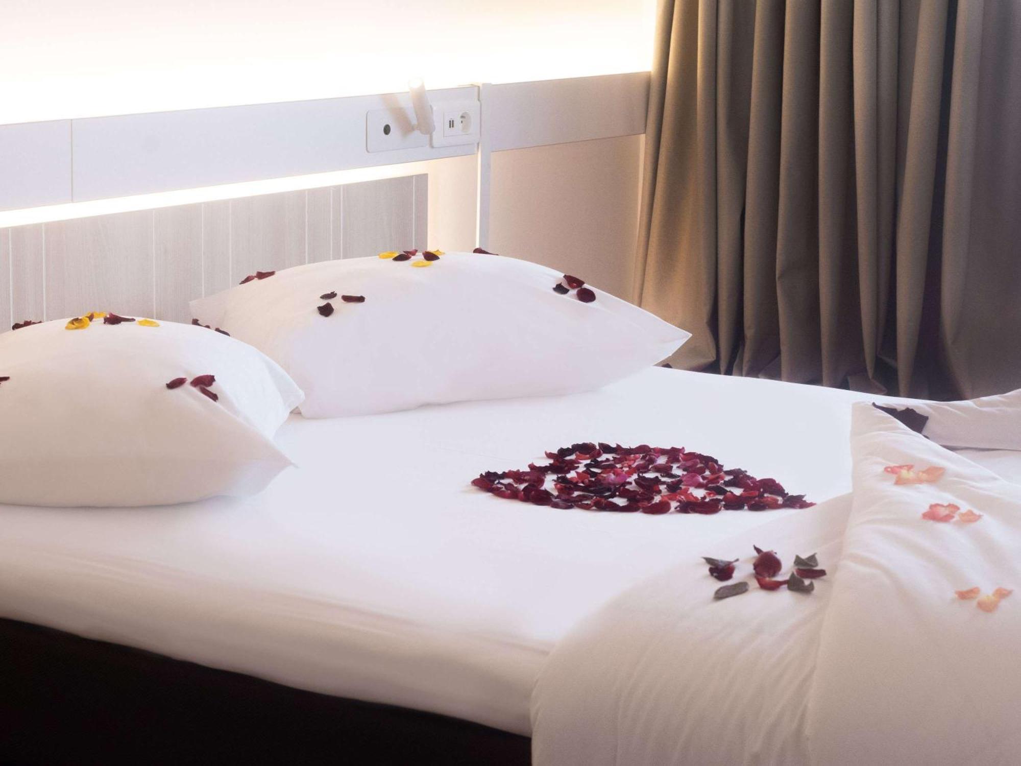 Ibis Abdelmoumen Casa Centre Hotel Casablanca Kültér fotó
