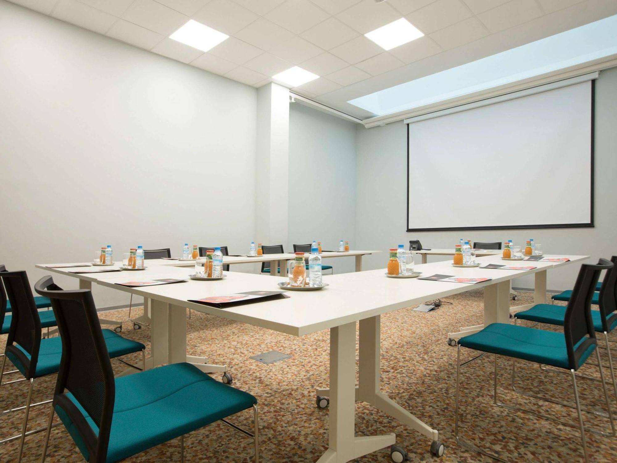 Ibis Abdelmoumen Casa Centre Hotel Casablanca Kültér fotó